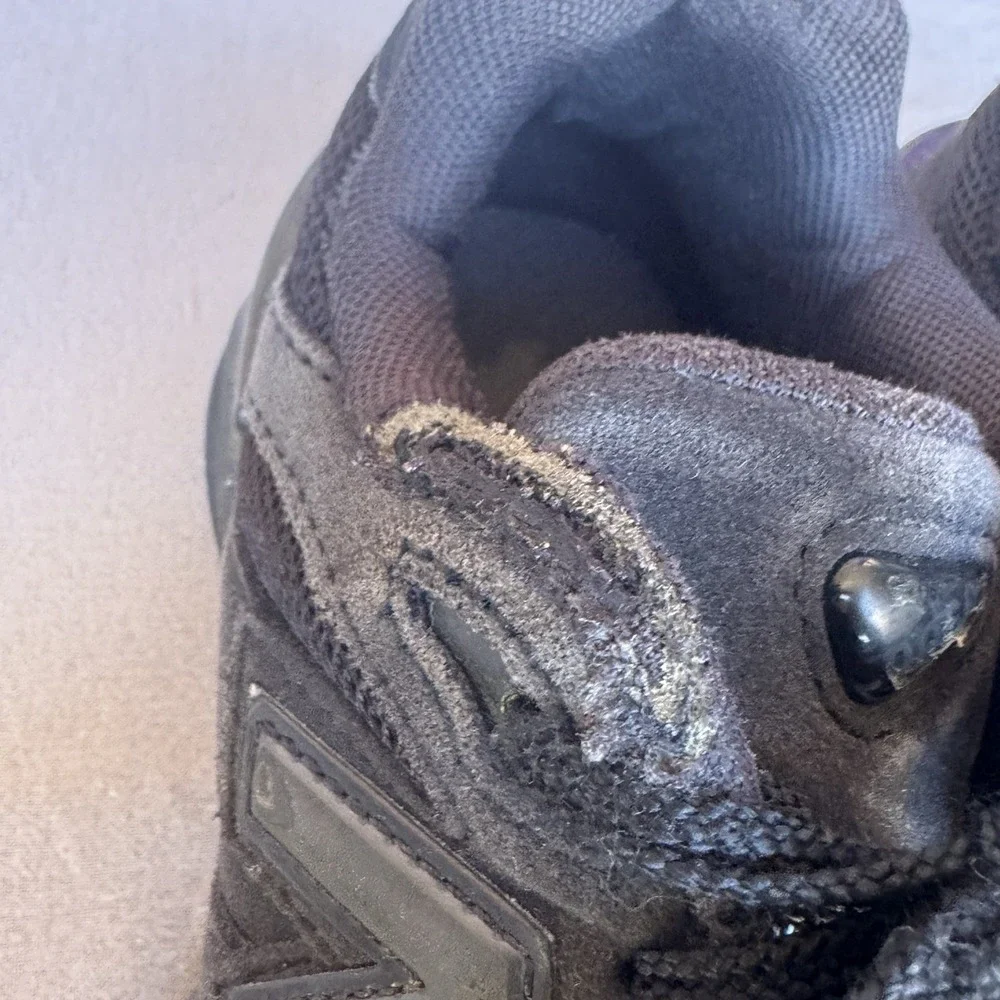 Size‎ 3Y - New Balance 9060 Triple Black GC9060BB GS kids